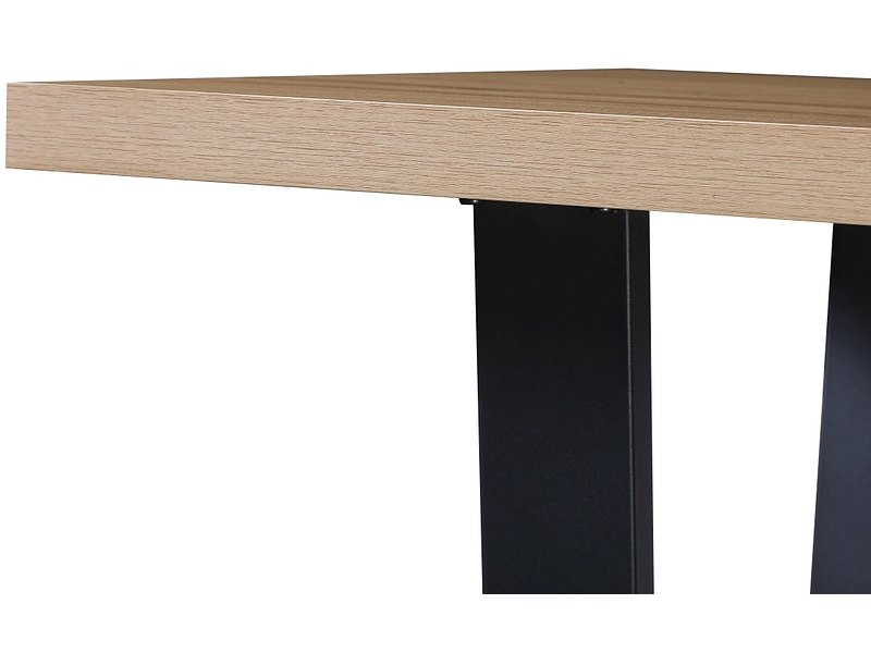 Tisch CESAR