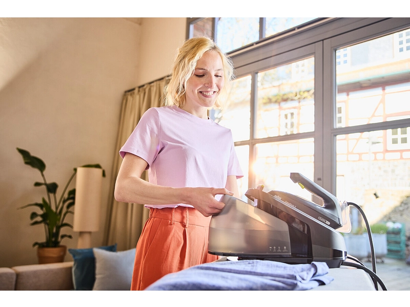 BRAUN Ferro con caldaia