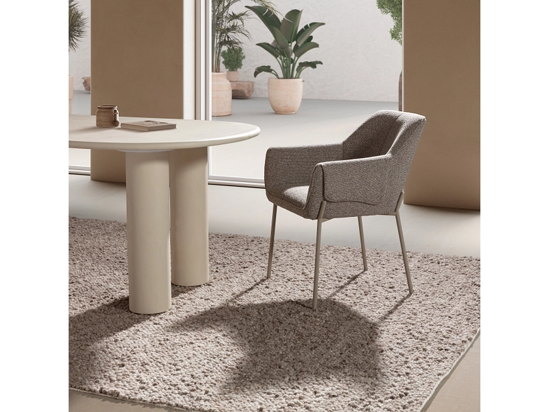 MOME Chaise SUMA