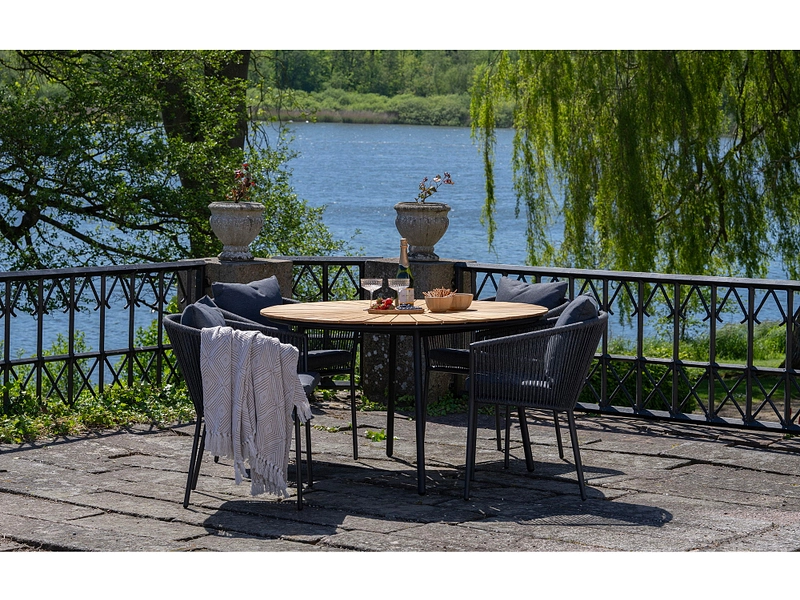 Set table et 4 chaises HOUSE NORDIC CLEVELAND