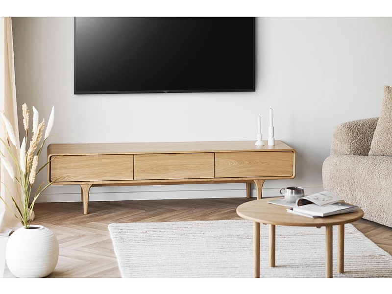 HOUSE NORDIC Mobile TV DARWIN HOUSE NORDIC Mobile TV DARWIN