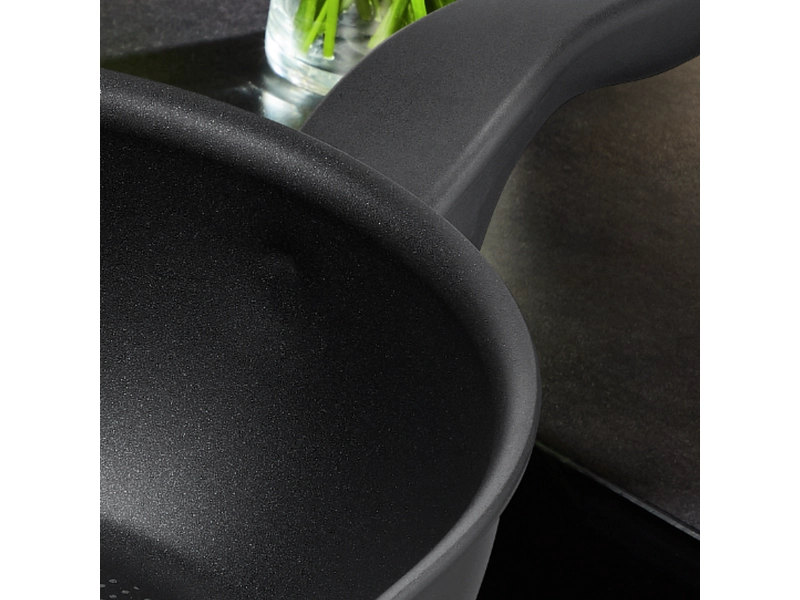 TEFAL Bratpfanne TITANIUM FORCE