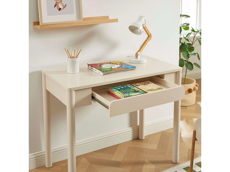 Bureau enfant BAÏTA CELIA