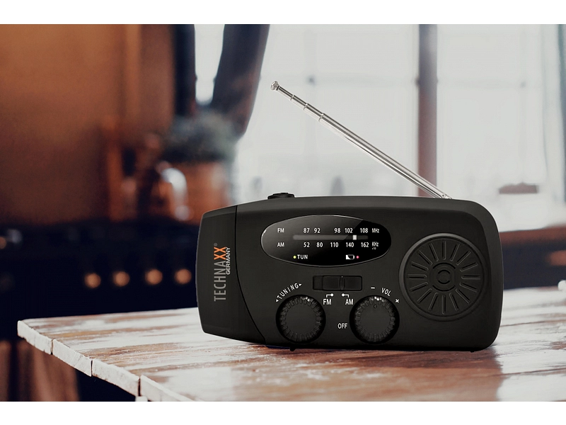 TECHNAXX Radio und Solarlaterne