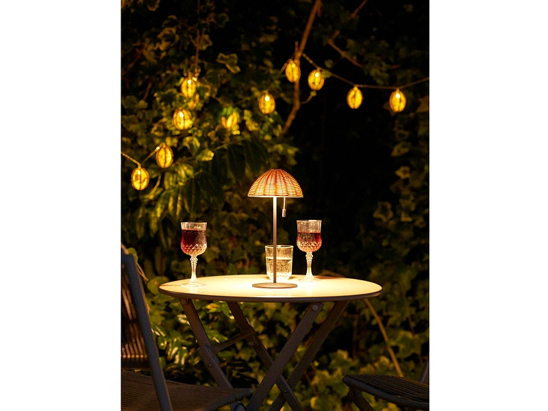 HOUSE NORDIC LED Lampe Über USB aufladbar WIGAN HOUSE NORDIC LED Lampe Über USB aufladbar WIGAN