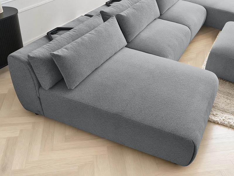 Panorama-Ecksofa mit Hocker BOBOCHIC JANA