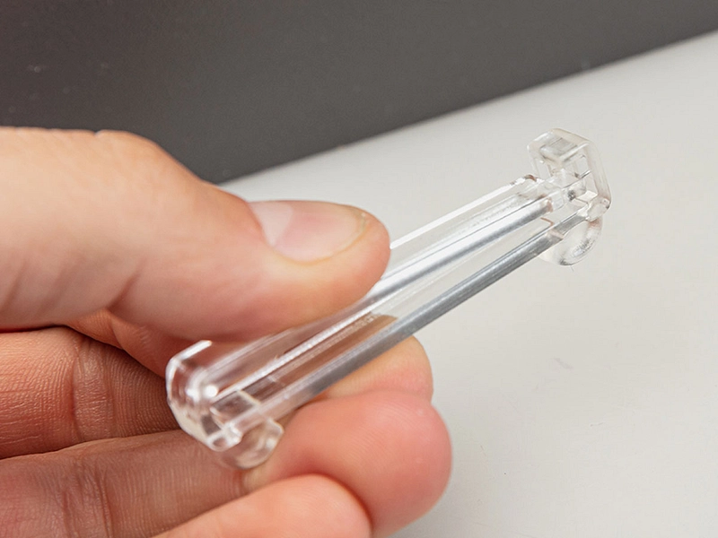 Glisseur plastique transparent